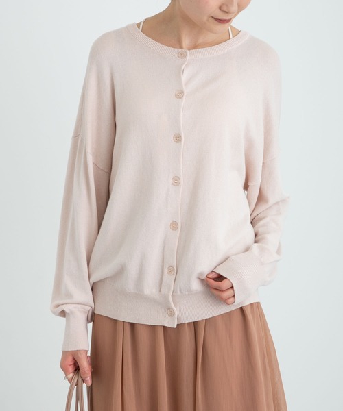 earth music&ecology（アースミュージックアンドエコロジー）の「【WEB限定】2WAYクルーネックニットカーディガン ＊（カーディガン/ボレロ・レディース・ブラック/ネイビー/ブラウン/レッド/オフホワイト/サックスブルー/ピンク/ターコイズブルー/ブルー/グリーン/ミント/マスタード/ラベンダー/ピンクベージュ/オレンジ系その他/その他8/ロイヤルブルー/ライトベージュ/チェリーレッド/ライトグレー系1/ライトグレー系2・SMALL/MEDIUM）」の17枚目の写真