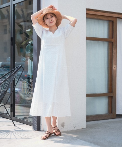 mysty woman（ミスティウーマン）の「シシュウエンパイアワンピース 944720（ワンピース・レディース・ホワイト/ライム/ライトオレンジ系・FREE）」の21枚目の写真