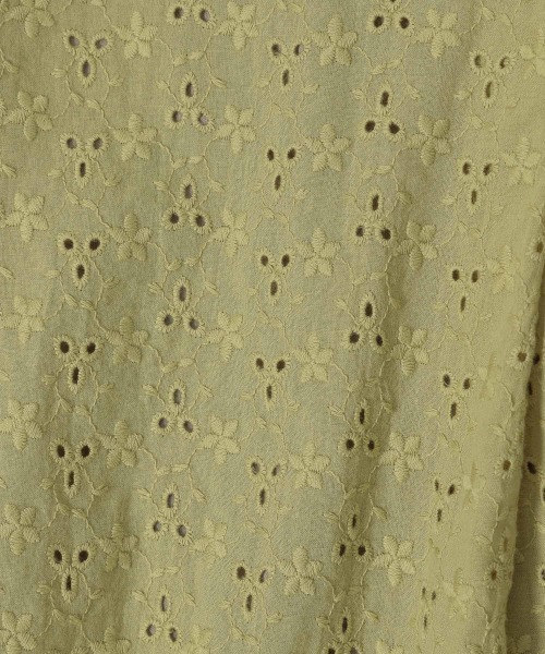 mysty woman（ミスティウーマン）の「シシュウエンパイアワンピース 944720（ワンピース・レディース・ホワイト/ライム/ライトオレンジ系・FREE）」の20枚目の写真