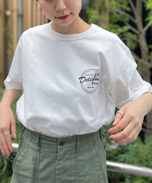 GLOSTER（グロスター）の「バックプリント/前面プリント/ワンポイントロゴ　イラストデザイン　クルーネック半袖Tシャツ（Tシャツ/カットソー・メンズ・ベージュ/オフホワイト/サックスブルー・M/L/XL）」の16枚目の写真