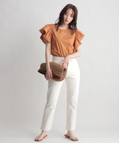 Andemiu(アンデミュウ)の「ソデフリルブラウス948031(シャツ/ブラウス・レディース・ブラック/オフホワイト/オレンジ・FREE)」の20枚目の写真