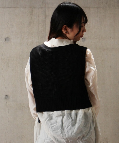 one way(ワンウェイ)の「【oneway】メッシュニットベスト(ベスト・レディース・ブラック/ベージュ/ライトブラウン・FREE)」の16枚目の写真