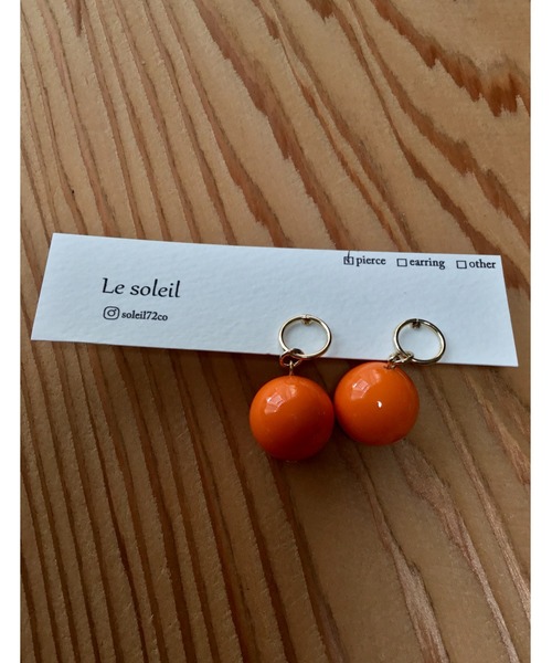 tone(トーン)の「【Le soleil】コロンと可愛い フープピアス(MA)(ピアス(両耳用)・レディース・ホワイト/オレンジ/クリア・FREE)」の3枚目の写真