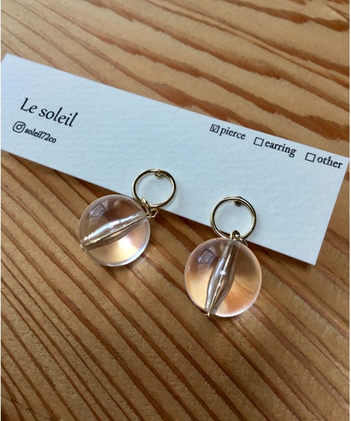 tone(トーン)の「【Le soleil】コロンと可愛い フープピアス(MA)(ピアス(両耳用)・レディース・ホワイト/オレンジ/クリア・FREE)」の2枚目の写真
