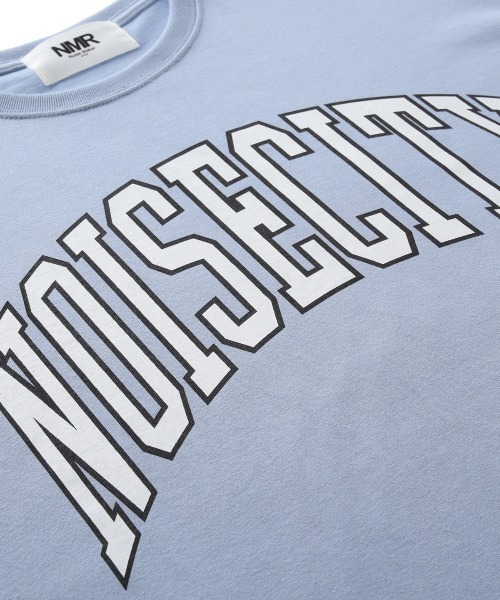 NOISE MAKER(ノイズメーカー)の「カレッジロゴオーバーサイズTシャツ|クルーネック半袖(Tシャツ/カットソー・レディース・サックスブルー/ホワイト/ブラック・34/36/38)」の4枚目の写真