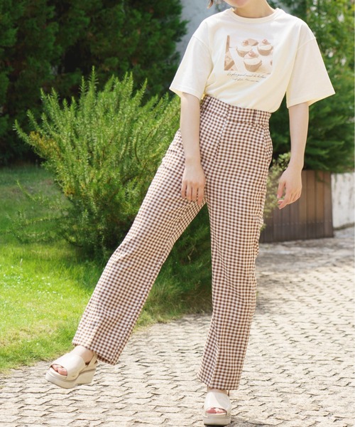 OLIVE des OLIVE（オリーブデオリーブ）の「emo-photoプリントTシャツ（Tシャツ/カットソー・レディース・オフホワイト/ピンク/アイボリー・FREE）」の15枚目の写真