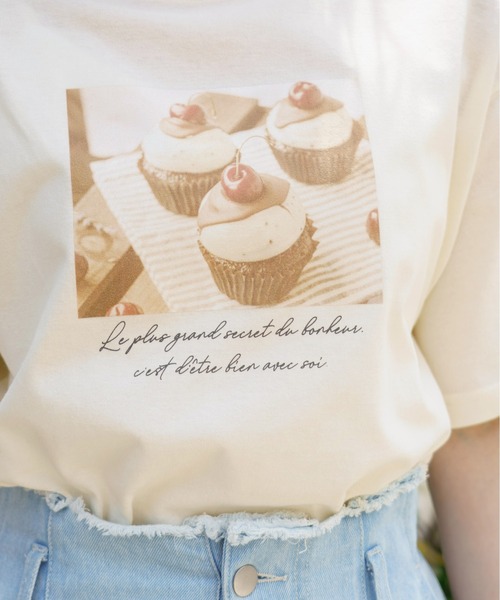 OLIVE des OLIVE（オリーブデオリーブ）の「emo-photoプリントTシャツ（Tシャツ/カットソー・レディース・オフホワイト/ピンク/アイボリー・FREE）」の14枚目の写真