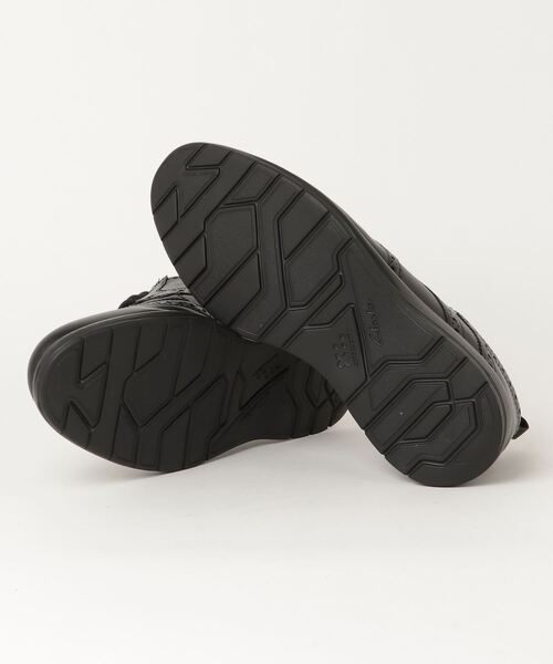 Clarks(クラークス)の「【ネット限定】ChantryWingGTX / チャントリーウィングゴアテックス(ブラックレザー)(ドレスシューズ・メンズ・ブラック・UK9.5/UK10/UK6.5/UK8.5/UK9/UK7/UK8/UK7.5/UK6)」の3枚目の写真