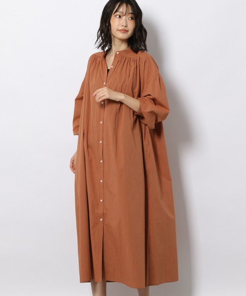 LAKOLE(ラコレ)の「ソフトコットンギャザーヨークワンピース / 216706(シャツワンピース・レディース・テラコッタ/オフホワイト/ミント/ブラック/チャコールグレー・MEDIUM/SMALL)」の1枚目の写真