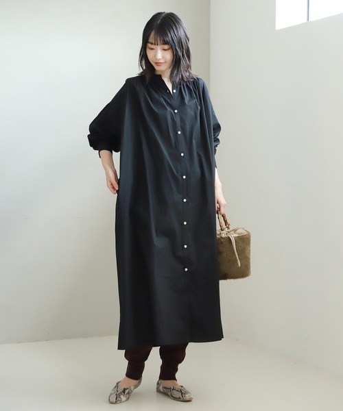 LAKOLE(ラコレ)の「ソフトコットンギャザーヨークワンピース / 216706(シャツワンピース・レディース・テラコッタ/オフホワイト/ミント/ブラック/チャコールグレー・MEDIUM/SMALL)」の3枚目の写真