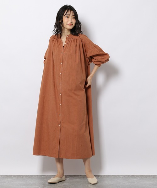 LAKOLE(ラコレ)の「ソフトコットンギャザーヨークワンピース / 216706(シャツワンピース・レディース・テラコッタ/オフホワイト/ミント/ブラック/チャコールグレー・MEDIUM/SMALL)」の18枚目の写真