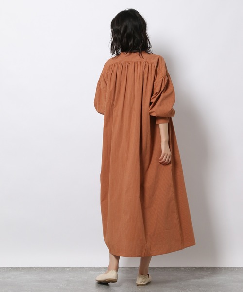 LAKOLE(ラコレ)の「ソフトコットンギャザーヨークワンピース / 216706(シャツワンピース・レディース・テラコッタ/オフホワイト/ミント/ブラック/チャコールグレー・MEDIUM/SMALL)」の19枚目の写真