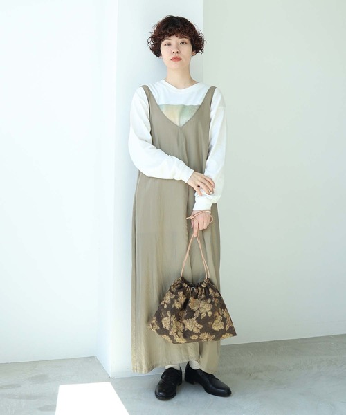 nitca（ニトカ）の「ゴブラン 巾着バッグ（エコバッグ/サブバッグ・レディース・ベージュ/カーキ・FREE）」の11枚目の写真