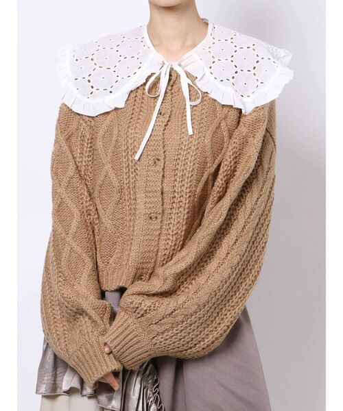 merry jenny(メリージェニー)の「lace collarケーブルニットカーディガン(カーディガン/ボレロ・レディース・アイボリー/ブラック/ベージュ・FREE)」の4枚目の写真