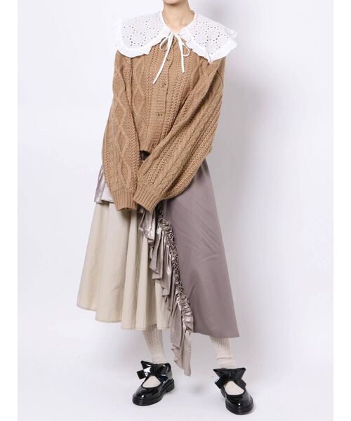 merry jenny(メリージェニー)の「lace collarケーブルニットカーディガン(カーディガン/ボレロ・レディース・アイボリー/ブラック/ベージュ・FREE)」の5枚目の写真