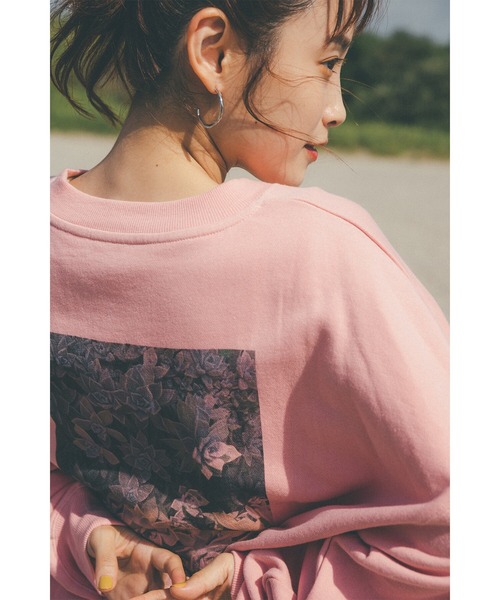 haco!（ハコ）の「【高橋愛さんコラボ】ユニセックスで着られる バックフォトプリントのPBPオーガニックコットンスウェット by LOVE&PEACE PROJECT（スウェット・レディース・ピンク・LARGE/MEDIUM）」の13枚目の写真