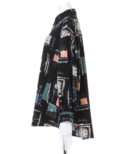 INGNI（イング）の「アート柄／シャツ（シャツ/ブラウス・レディース・ブラック/オフホワイト・M）」の3枚目の写真