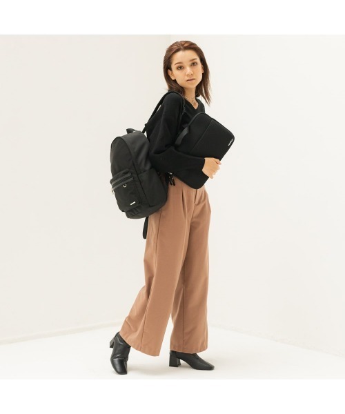 MURUA(ムルーア)の「MURUA (ムルーア) バックパック MR-B993 TWILL マルチケース付き(バックパック/リュック・レディース・ブラック・FREE)」の11枚目の写真