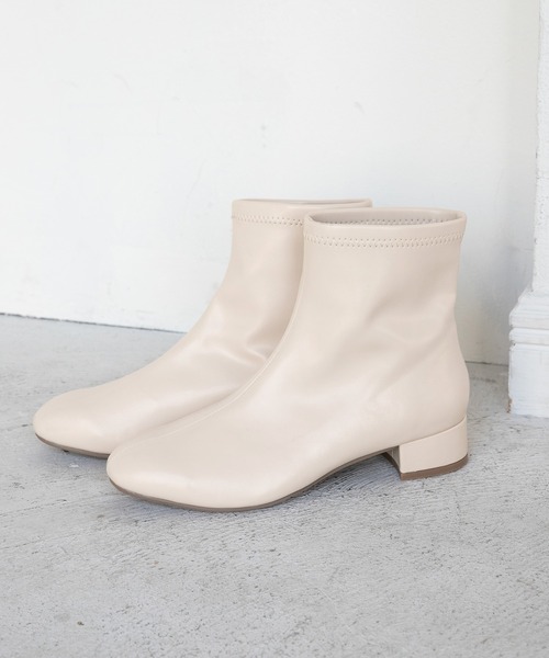 LEPSIM（レプシィム）の「4つの嬉しい機能付き！シアワセストレッチローヒールブーツ　236249（ブーツ・レディース・ブラック/ベージュ/アイボリー・SMALL/MEDIUM/LARGE/X-LARGE）」の2枚目の写真