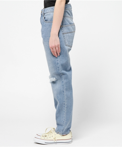 Kastane（カスタネ）の「【Kastane】ダメージデニムパンツ（デニムパンツ・レディース・ライトブルー・SMALL/MEDIUM）」の3枚目の写真