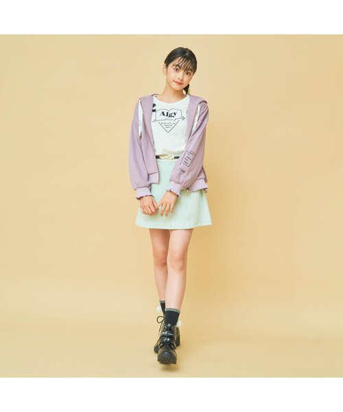 algy（アルジー）の「ファー付きラメフリルクルーソックス（ソックス/靴下・キッズ・オフホワイト/ブラック/グレー・21/24）」の4枚目の写真