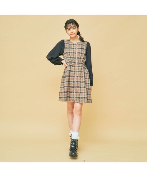 algy（アルジー）の「ファー付きラメフリルクルーソックス（ソックス/靴下・キッズ・オフホワイト/ブラック/グレー・21/24）」の7枚目の写真