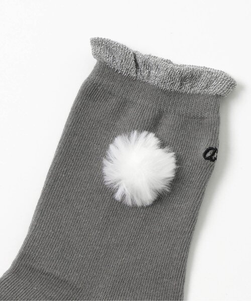 algy（アルジー）の「ファー付きラメフリルクルーソックス（ソックス/靴下・キッズ・オフホワイト/ブラック/グレー・21/24）」の8枚目の写真
