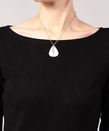 agnes b.（アニエスベー）の「AE73 Jewellery ギターピックネックレス 