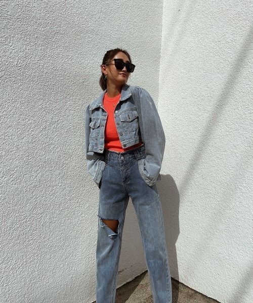 esutoreja(エストレジャ)の「パワショルショートデニムジャケット(デニムジャケット・レディース・ブルー/ライトブルー・FREE)」の4枚目の写真