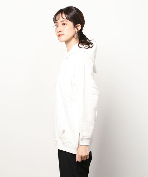 EDWIN（エドウィン）の「C17 シーセブンティーン スウェット プルオーバーパーカー（パーカー・レディース・ホワイト・フリー）」の6枚目の写真