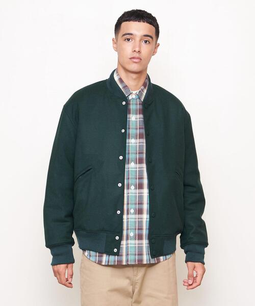 UNITED ARROWS & SONS(ユナイテッドアローズアンドサンズ)の「<UNITED ARROWS & SONS> FLN VARSITY JACKET/スタッフジャンパー(スタジャン・メンズ・ベージュ/ケリー・S/M/L)」の6枚目の写真