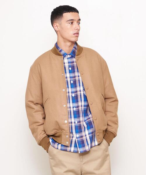 UNITED ARROWS & SONS(ユナイテッドアローズアンドサンズ)の「<UNITED ARROWS & SONS> FLN VARSITY JACKET/スタッフジャンパー(スタジャン・メンズ・ベージュ/ケリー・S/M/L)」の9枚目の写真