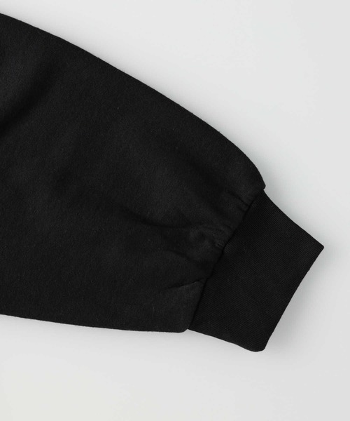 Levi's（リーバイス）の「【Levi's】グラフィックスウェット（スウェット・レディース・ブラック・M/S/L）」の13枚目の写真