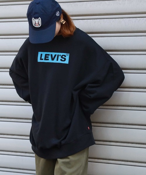 Levi's（リーバイス）の「【Levi's】グラフィックスウェット（スウェット・レディース・ブラック・M/S/L）」の6枚目の写真