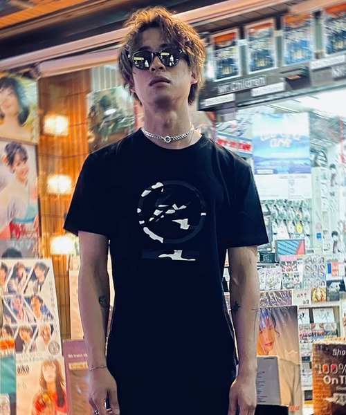 セール Qwerty Circle Emboss Hide Blackcamo T Shirt Tシャツ カットソー Qwerty クワーティ の ファッション通販 Zozotown