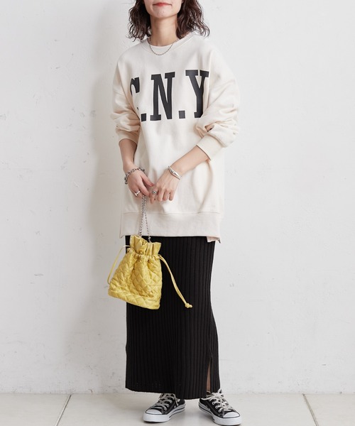 CIAOPANIC TYPY(チャオパニックティピー)の「BIGカレッジロゴサイドスリットスウェット(スウェット・レディース・チャコールグレー/ライトグレー/オフホワイト/サックスブルー・ONE SIZE)」の22枚目の写真