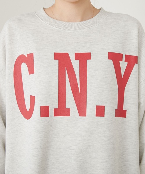CIAOPANIC TYPY(チャオパニックティピー)の「BIGカレッジロゴサイドスリットスウェット(スウェット・レディース・チャコールグレー/ライトグレー/オフホワイト/サックスブルー・ONE SIZE)」の15枚目の写真