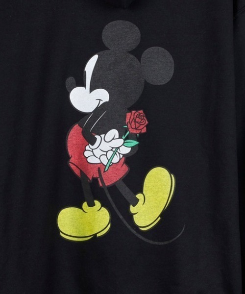 DELUXE（デラックス）の「DELUXE x Disney Pullover sweat