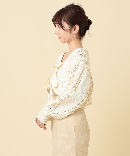 DEICY（デイシー）の「ケーブルリボンボレロ（ニット/セーター・レディース・グレー/オフホワイト/ピンク・FREE）」の5枚目の写真