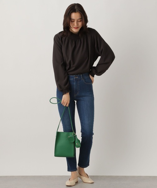 LEPSIM（レプシィム）の「ネックシャーリングブラウス　262581（シャツ/ブラウス・レディース・チャコールグレー/オフホワイト/ライトパープル・FREE）」の17枚目の写真