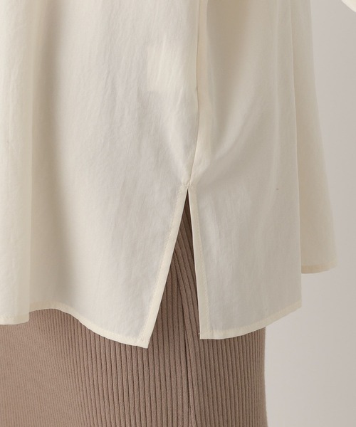 LEPSIM（レプシィム）の「ネックシャーリングブラウス　262581（シャツ/ブラウス・レディース・チャコールグレー/オフホワイト/ライトパープル・FREE）」の8枚目の写真