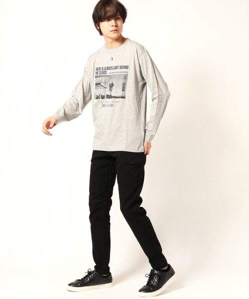 ARCADE(アーケード)の「フォトプリント ロンT Tシャツ 長袖(Tシャツ/カットソー・メンズ・ブラック系2/ブラック系1/ホワイト系2/モーブ系3/モーブ系2/グレー系3/モーブ系1/グレー系2/ホワイト系3/ホワイト系1/グレー系1/ブラック系3・L/M/LL)」の18枚目の写真