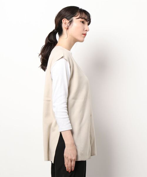 Samansa Mos2 blue（サマンサモスモスブルー）の「ミラノリブニットベスト（ベスト・レディース・ネイビー/ミント/ライトベージュ・ﾌﾘ-）」の4枚目の写真