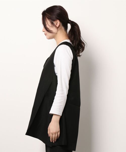 STYLEBLOCK(スタイルブロック)の「リネンタッチバックスリット深Vネックベスト(ベスト・レディース・グレー/ブラック/ベージュ・M)」の5枚目の写真