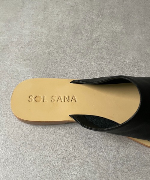 CIAOPANIC（チャオパニック）の「【SOL SANA/ソルサナ】BRETT SLIDEサンダル（サンダル・レディース・ブラック/ベージュ・37/23.5cm/38/24.5cm）」の6枚目の写真