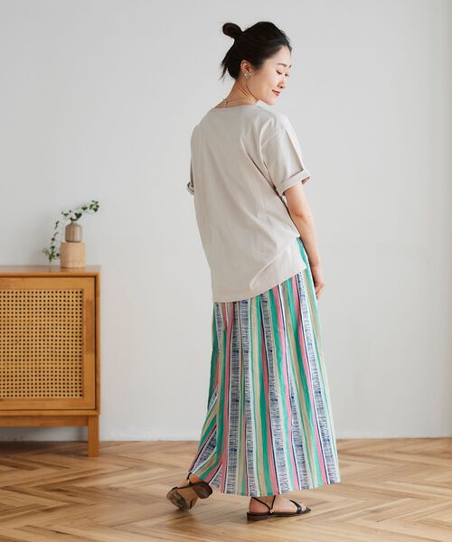 le.coeur blanc(ルクールブラン)の「5分袖ロゴプリントTシャツ(Tシャツ/カットソー・レディース・オフホワイト/ダークグレー/グレイッシュベージュ・38)」の15枚目の写真