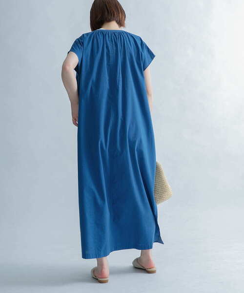 FORK&SPOON（フォークアンドスプーン）の「FORK&SPOON　キーネックワンピース（ワンピース・レディース・ブラック/ネイビー/オレンジ・1）」の16枚目の写真