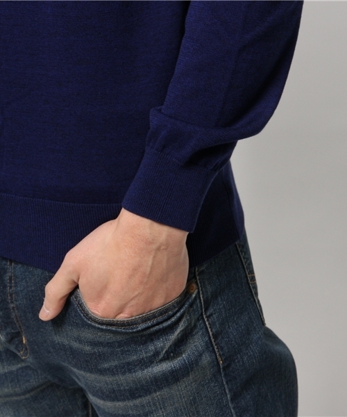 EDIFICE（エディフィス）の「◇16GG Vネックニット（ニット/セーター・メンズ・ネイビー/ホワイト/グリーン/イエロー・46/44/48）」の9枚目の写真