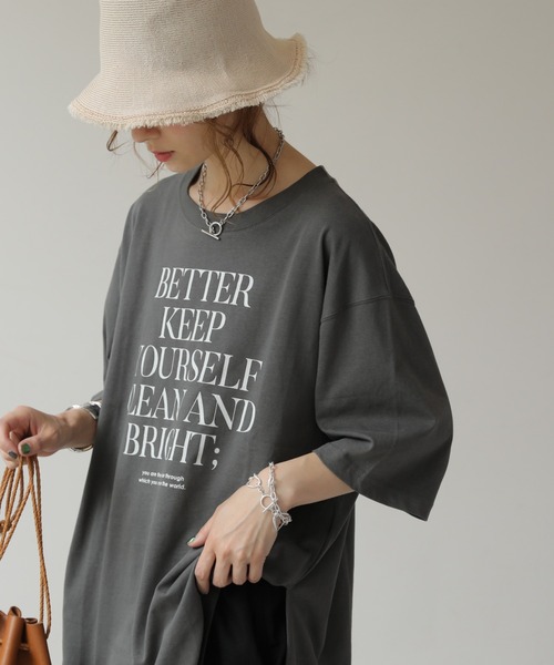 frames RAY CASSIN(フレームスレイカズン)の「WEB限定.シルケット風天竺ロゴTシャツ(Tシャツ/カットソー・レディース・スミクロ/オフホワイト/ブルー・FREE)」の3枚目の写真