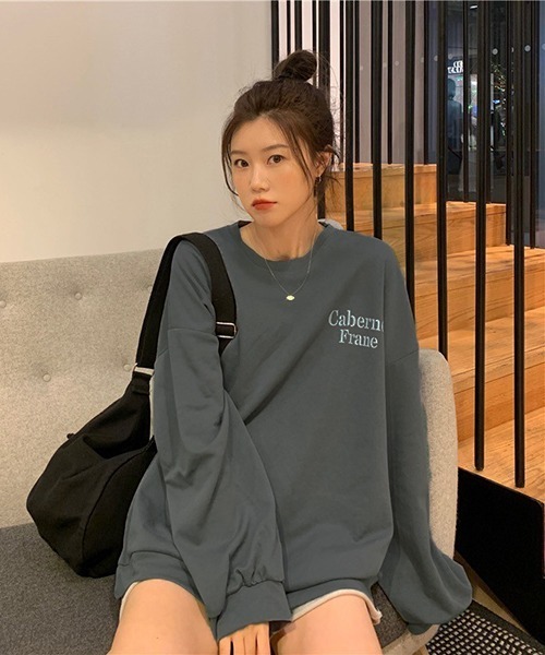 Chaco closet(チャコ クローゼット)の「オーバーサイズ配色バックプリントTシャツ(Tシャツ/カットソー・レディース・チャコール/ホワイト/パープル・FREE)」の13枚目の写真